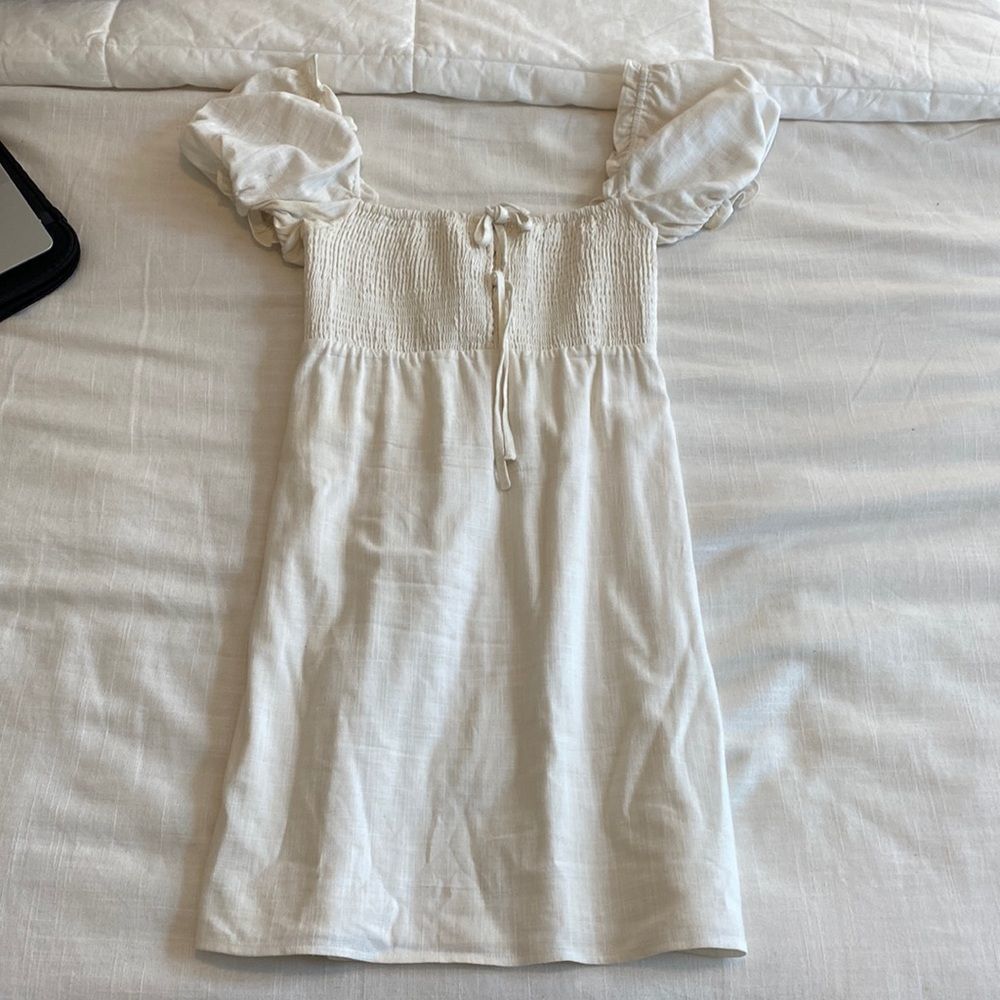 ASTR the label puff sleeve mini dress